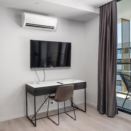 Oros Hotel And Apartments Oakleigh Ngoại thất bức ảnh